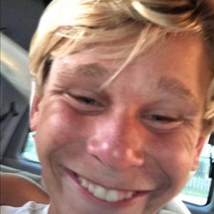 Meet your Posher, Phi